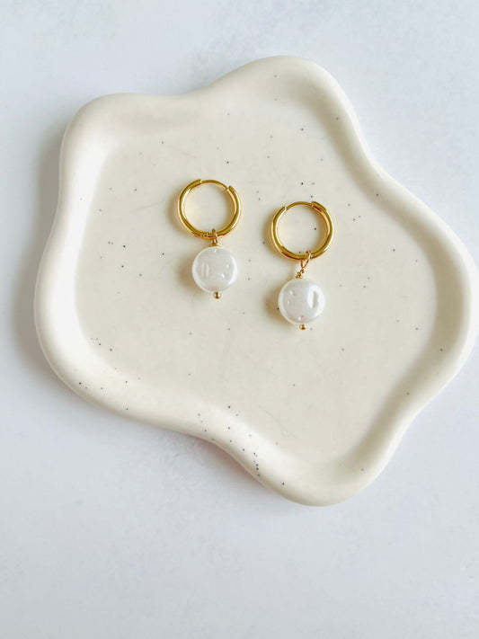 Aros argollas con perla de Acero Inoxidable con baño de oro 14K